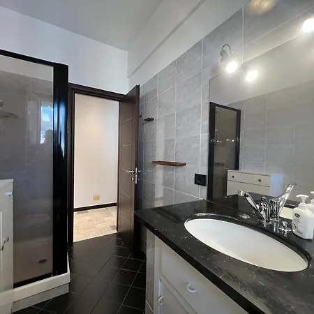Torino 27, Apartment *