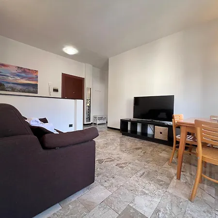 Torino 27, Apartment *