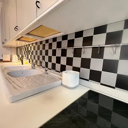 Torino 27, Apartment *